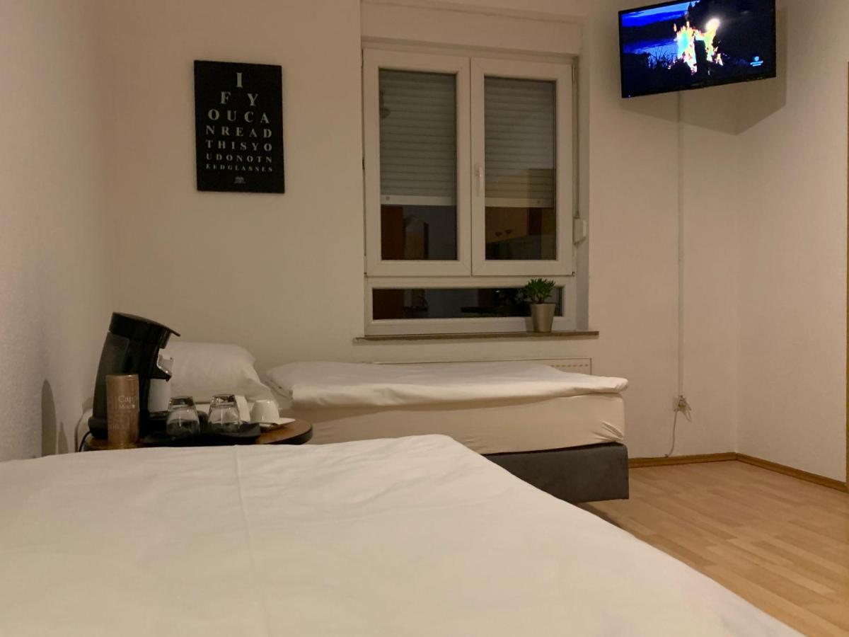 Ferienwohnung City Studio am Hauptbahnhof Heilbronn Exterior foto